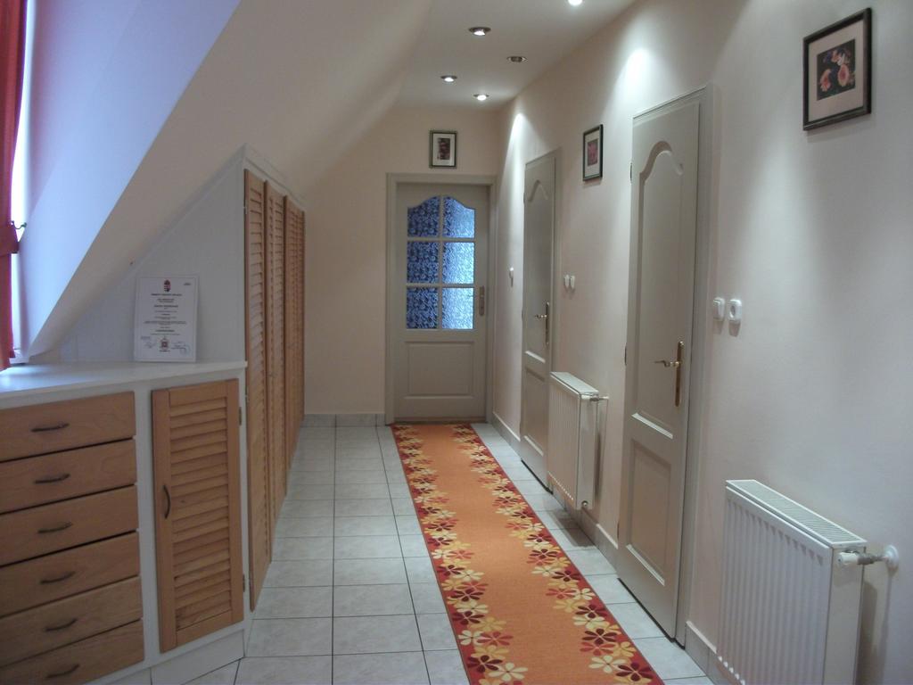 Jobor Vendeghaz Hotel Győrújbarát Eksteriør billede